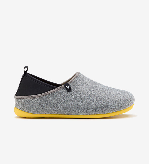 ZAPATILLAS DE CASA LANNA DUAL FIT MAN GRIS & AMARILLO