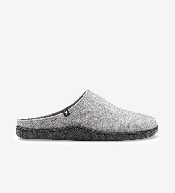 Gray zanta shoe
